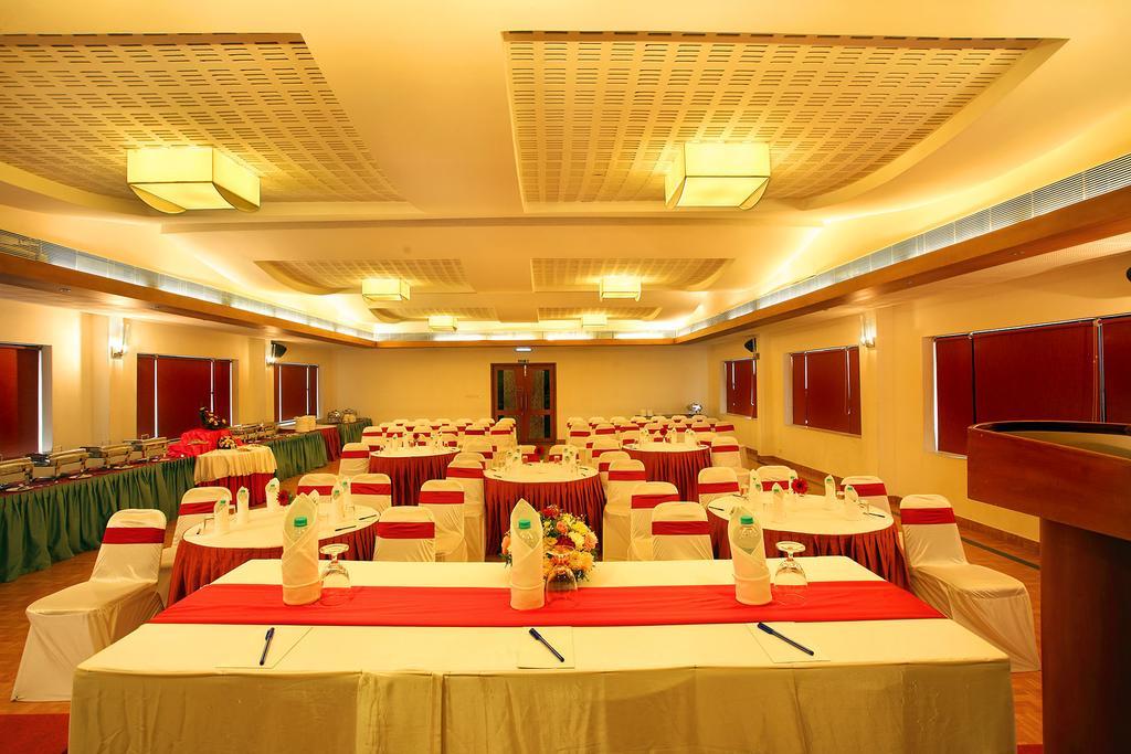 Hotel Park Residencia Kochi Exterior foto