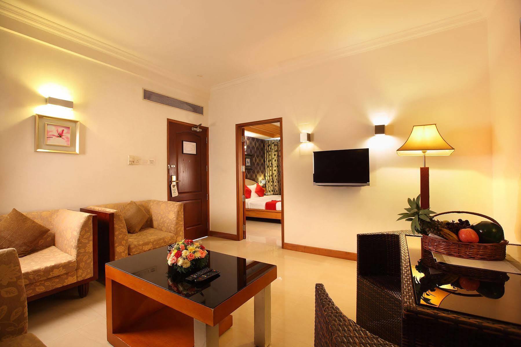 Hotel Park Residencia Kochi Exterior foto